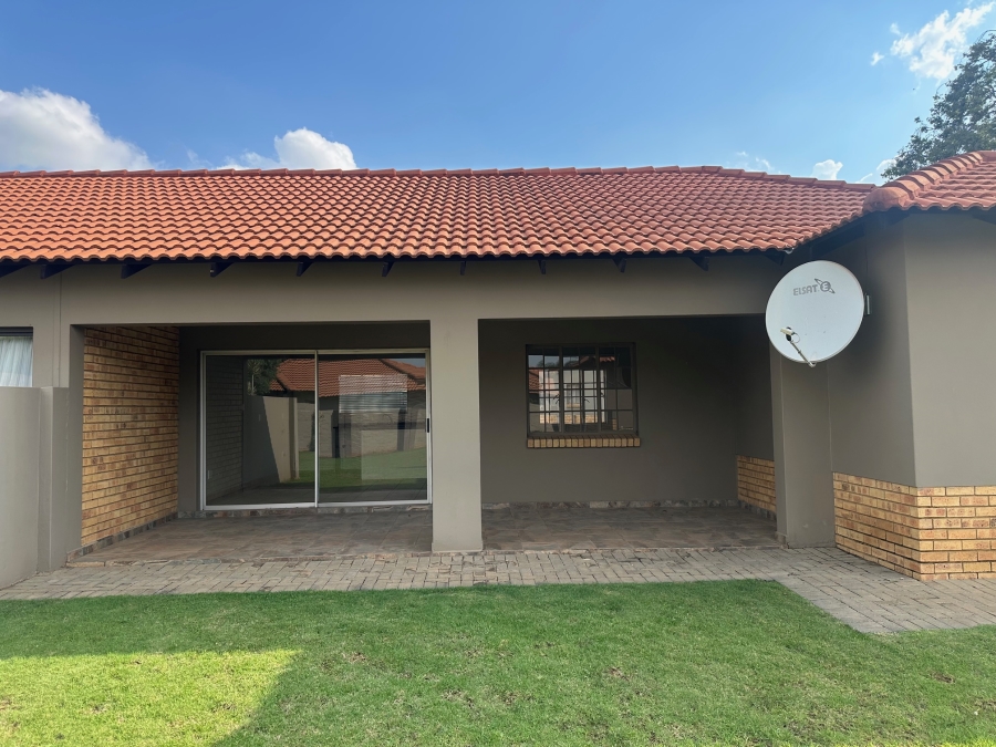 To Let 3 Bedroom Property for Rent in Waterkloof A H North West